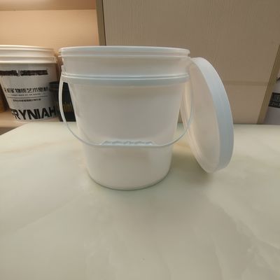 सफेद काला 10L गोल प्लास्टिक बाल्टी सील ढक्कन के साथ पीपी सामग्री